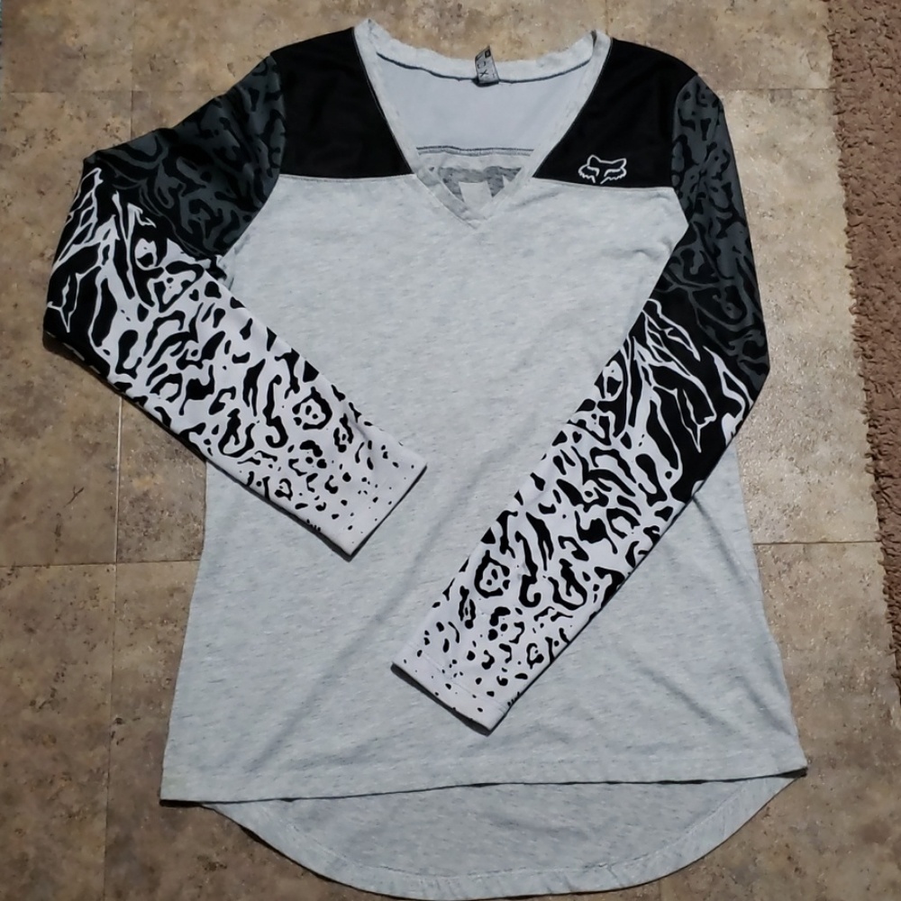 Ladies Fox long sleeve tee medium